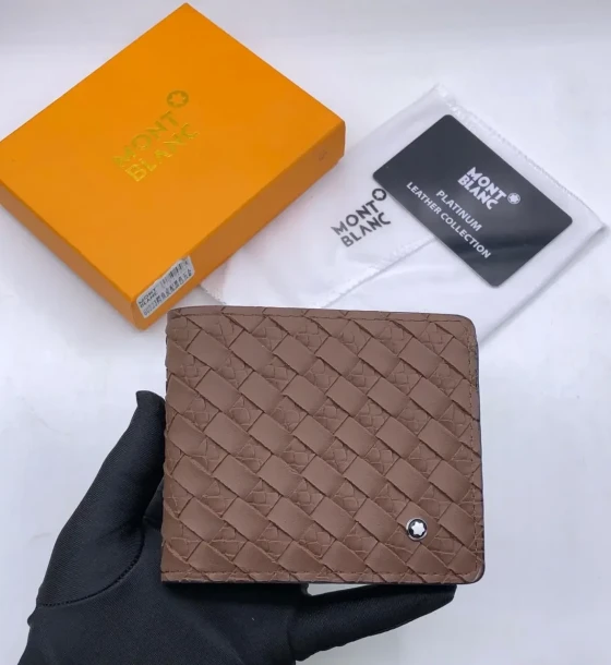 Dior Premium Quality Wallet - 6 first copy