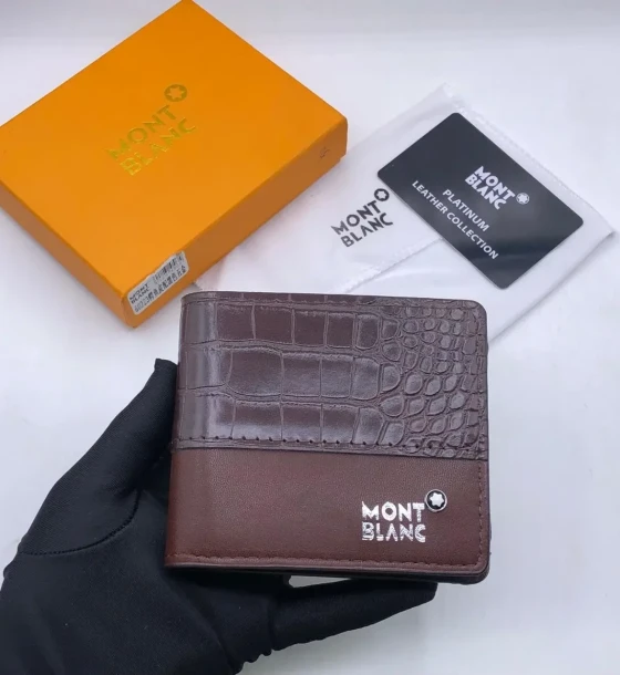 Dior Premium Quality Wallet - 8 first copy