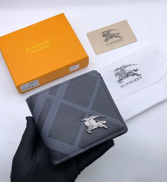 Burberry Premium Quality Wallet - 2 first copy