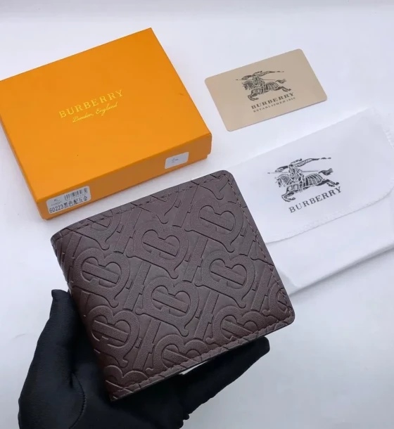Burberry Premium Quality Wallet - 5 first copy