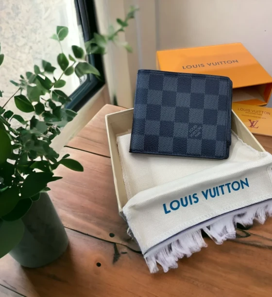 Louis Vuitton Wallet first copy