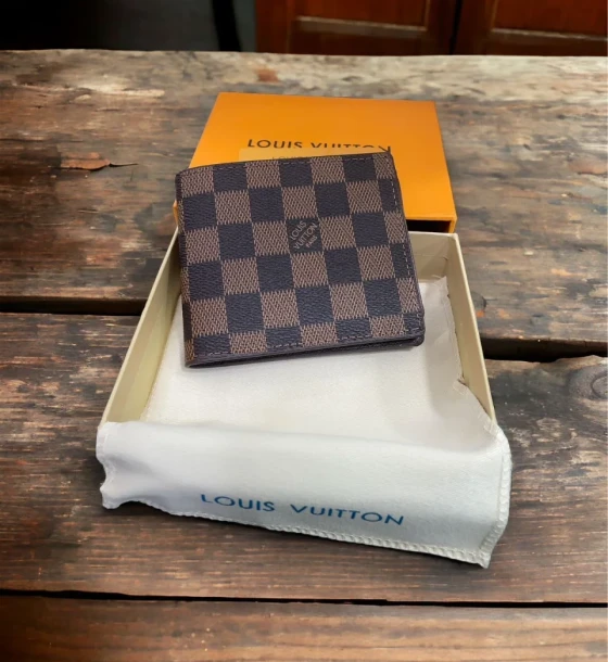 Louis Vuitton Wallet - 2 first copy