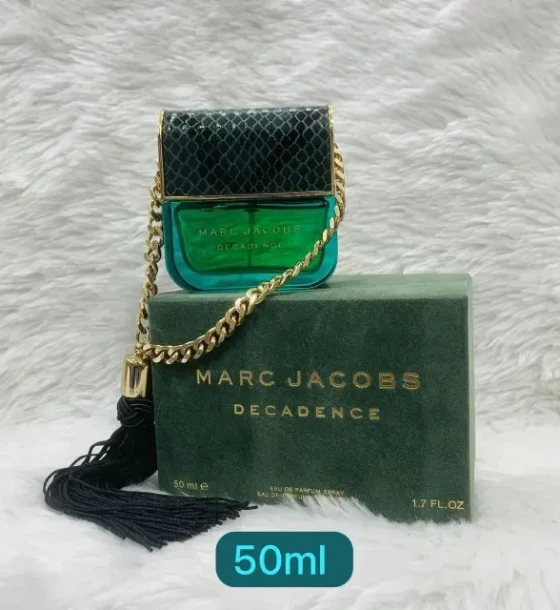 Moschino Decadence Perfume first copy