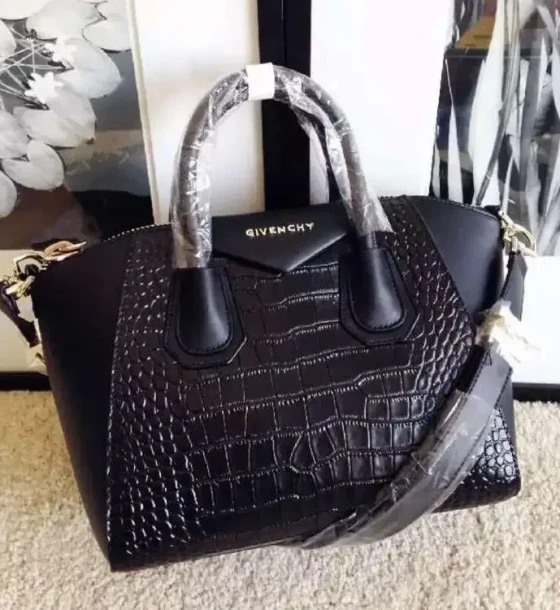 Givenchy Gg Antigona Bag first copy