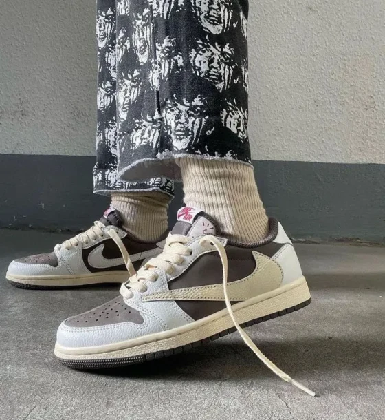 Nike Travis Scott Reverse Mocha Shoes first copy