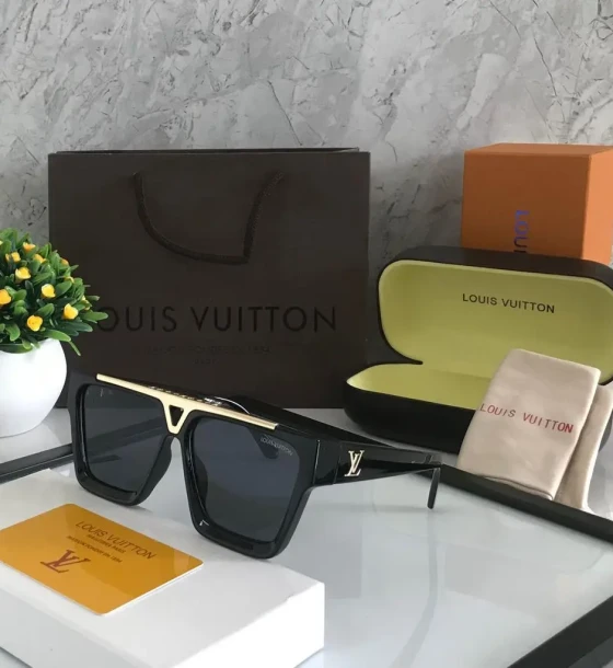 Louis Vuitton Luis V'ton Sunglass first copy