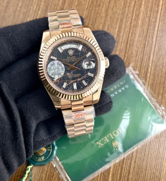 Rolex Date Limited Edition Watch first copy