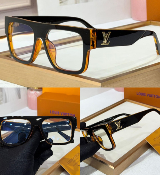 Louis Vuitton L19V-Iconic Clear Black EYEGLASSES first copy