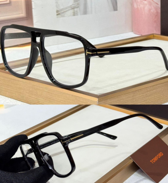 Tom Ford T524F EYEGLASSES first copy