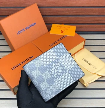 Louis Vuitton Premium Quality Wallet - 12 first copy