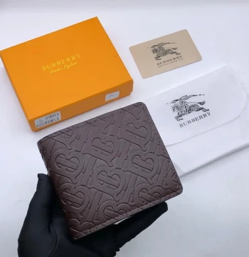 Burberry Premium Quality Wallet - 5 first copy