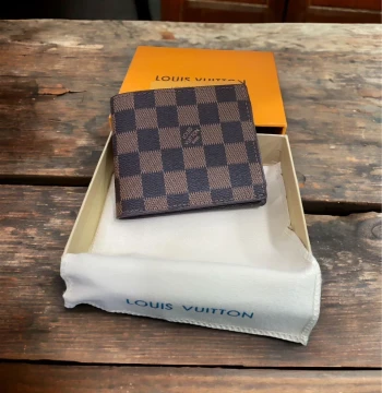 Louis Vuitton Wallet - 2 first copy