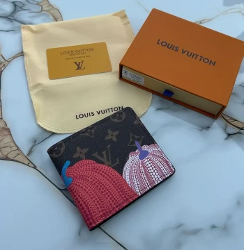 Louis Vuitton Mens Wallet - 2 first copy