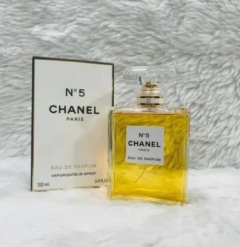 Chanel N°5 Perfume first copy