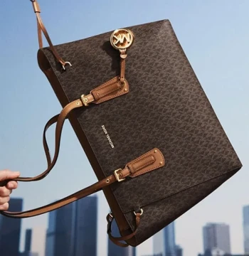 Michael Kors Voyager Coffee Signature Tote Bag first copy