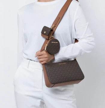 Louis Vuitton Pochette Bag first copy