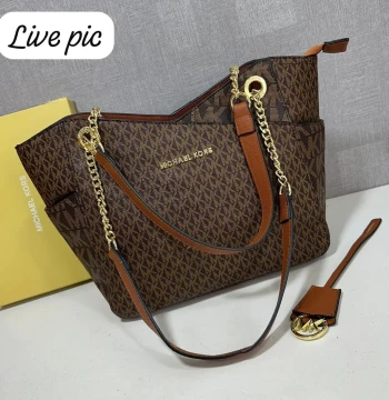 Michael Kors Jet Set Travel Large Chain Shoulder Bag first copy