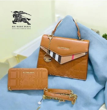 Burberry Sling Bag With Pouch first copy