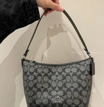 Coach Zip Top Shoulder Bag first copy