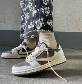 Nike Travis Scott Reverse Mocha Shoes first copy