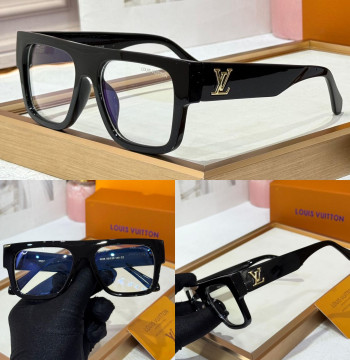 Louis Vuitton L19V-Iconic Clear Black EYEGLASSES first copy